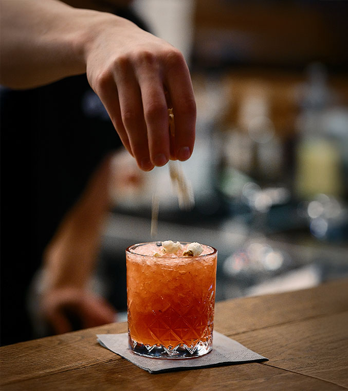 daydrinking-scroller-1